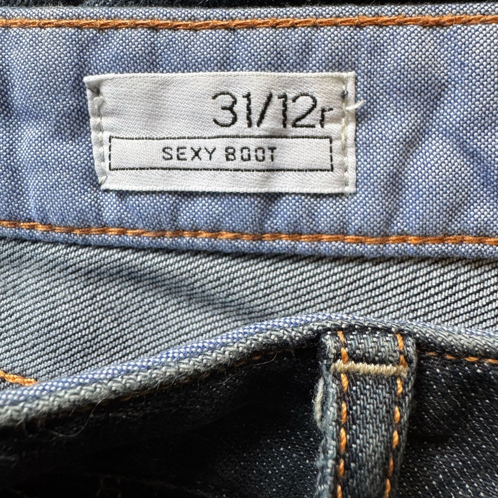 Gap 1969 Sexy Bootleg Jeans - Picture 3 of 8